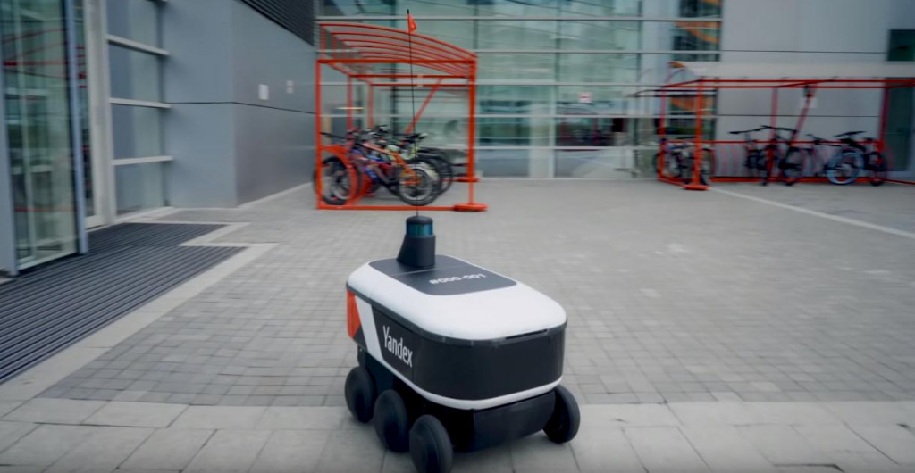 Yandex robot za autonomnu dostavu