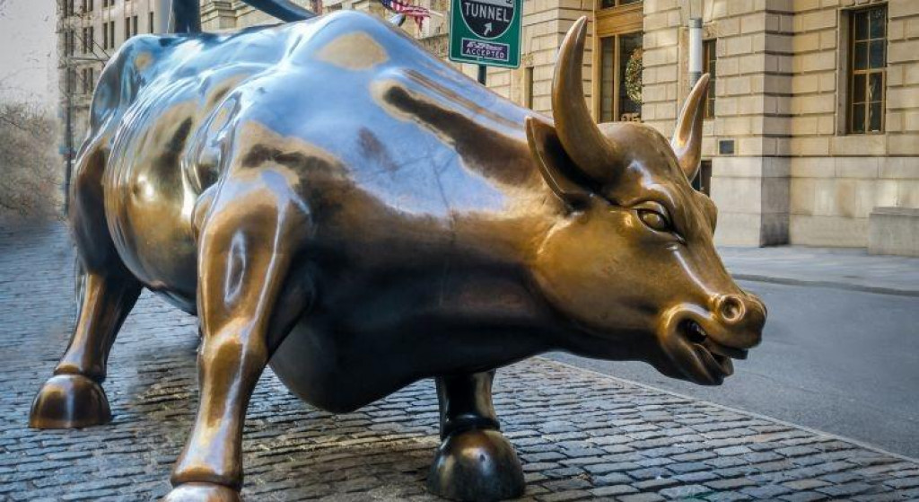 Wall Street Charging Bull Sculpture at Lower Manhattan