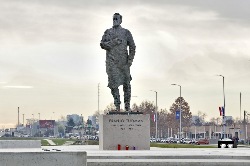 Spomenik Dr Franjo Tuđman u Zagrebu
