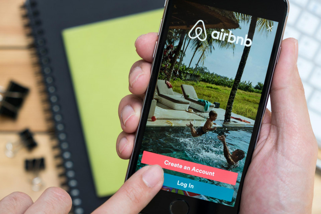 Airbnb platforma