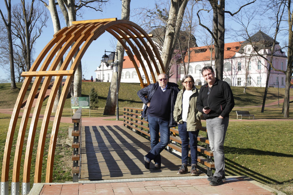 &lt;p&gt;Liderova ekipa ispred virovitičkog Dvorca Pejačević: Goran Litvan, Goran Gazdek i Ratko Mavar&lt;/p&gt;
