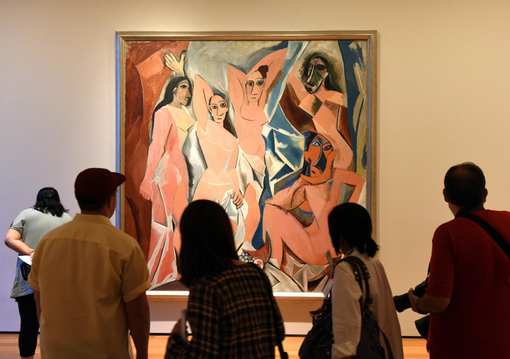 &lt;p&gt;Pablo Picasso painting Les Demoiselles D&amp;#39;Avignon&lt;/p&gt;
