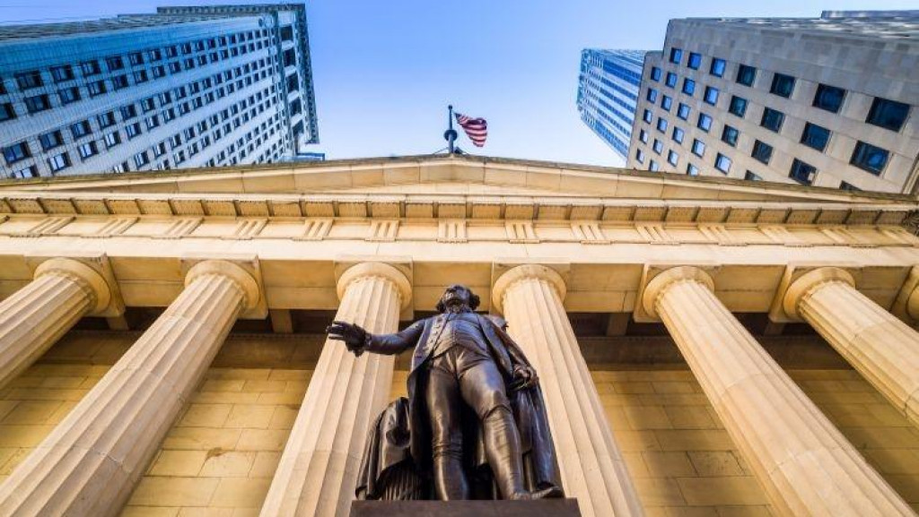 Facade of the Federal Hall with Washington Statue on the front, wall street, Manhattan, New York City