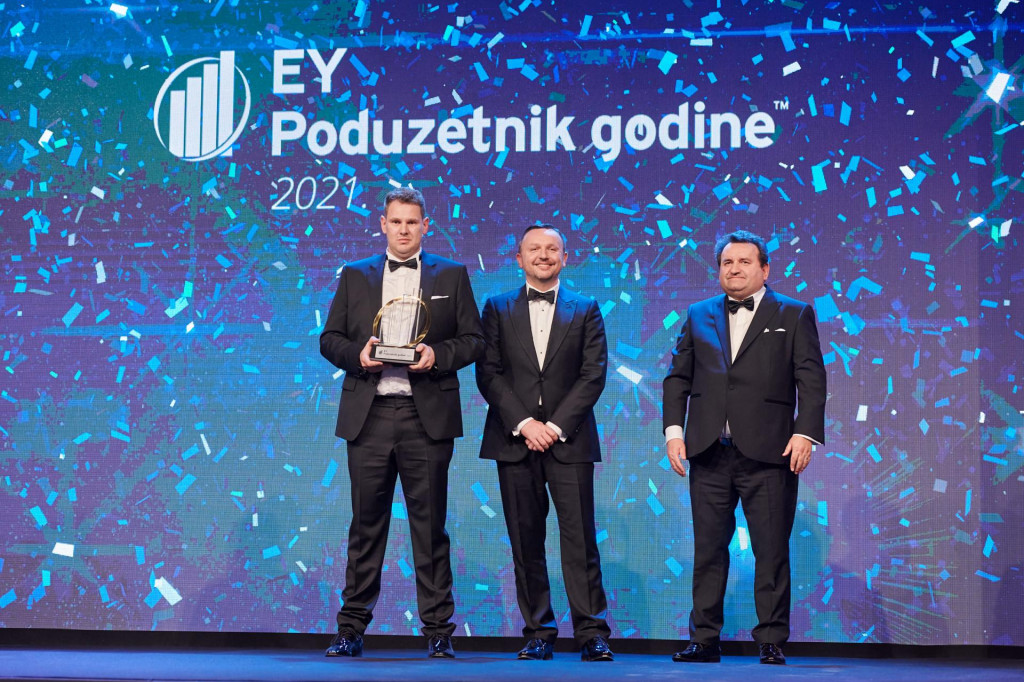 &lt;p&gt;Stiven Toš, Berislav Horvat i Miljenko Borščak&lt;br /&gt;
Dodjela nagrade EY Poduzetnik godine&lt;/p&gt;
