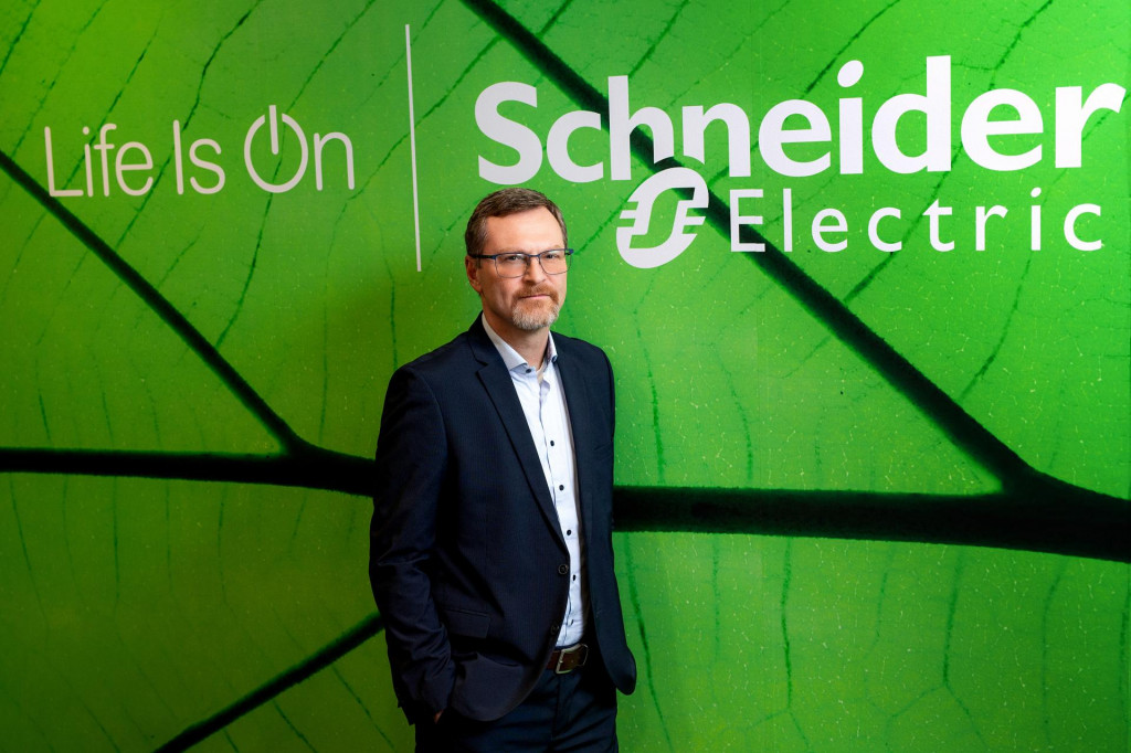&lt;p&gt;Petr Hermann, Schneider Electric&lt;/p&gt;