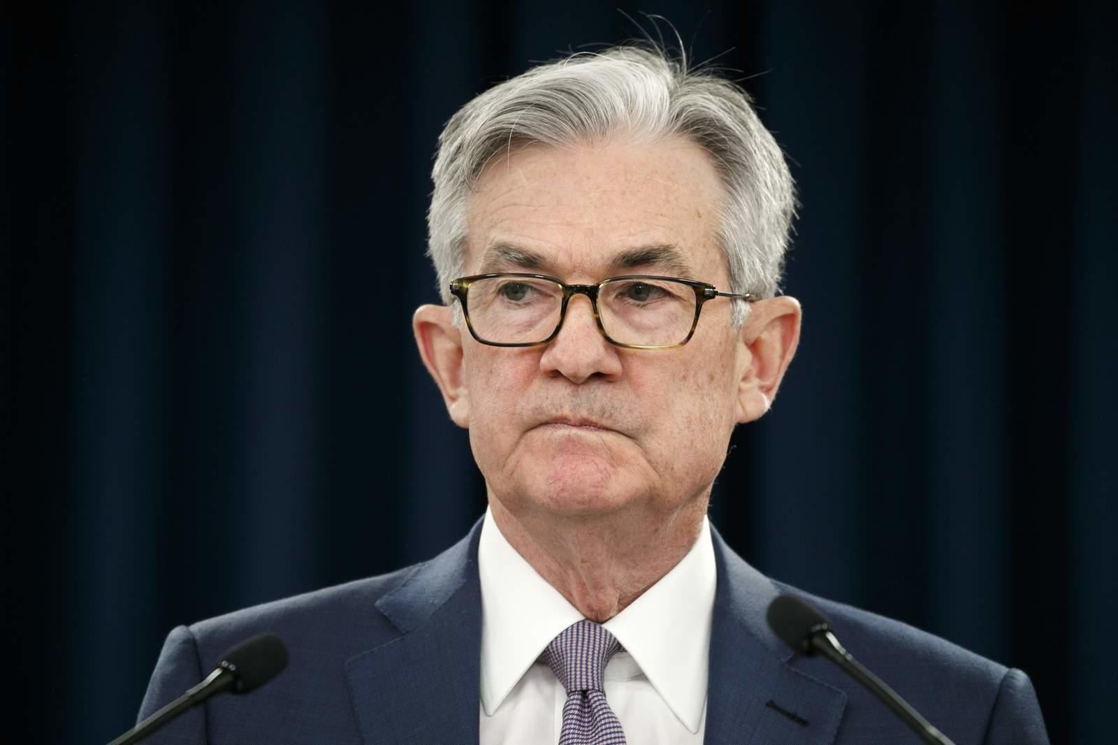 Wall Street pao nakon poruka predsjednika Feda koji ne očekuje smanjenje kamata ove godine