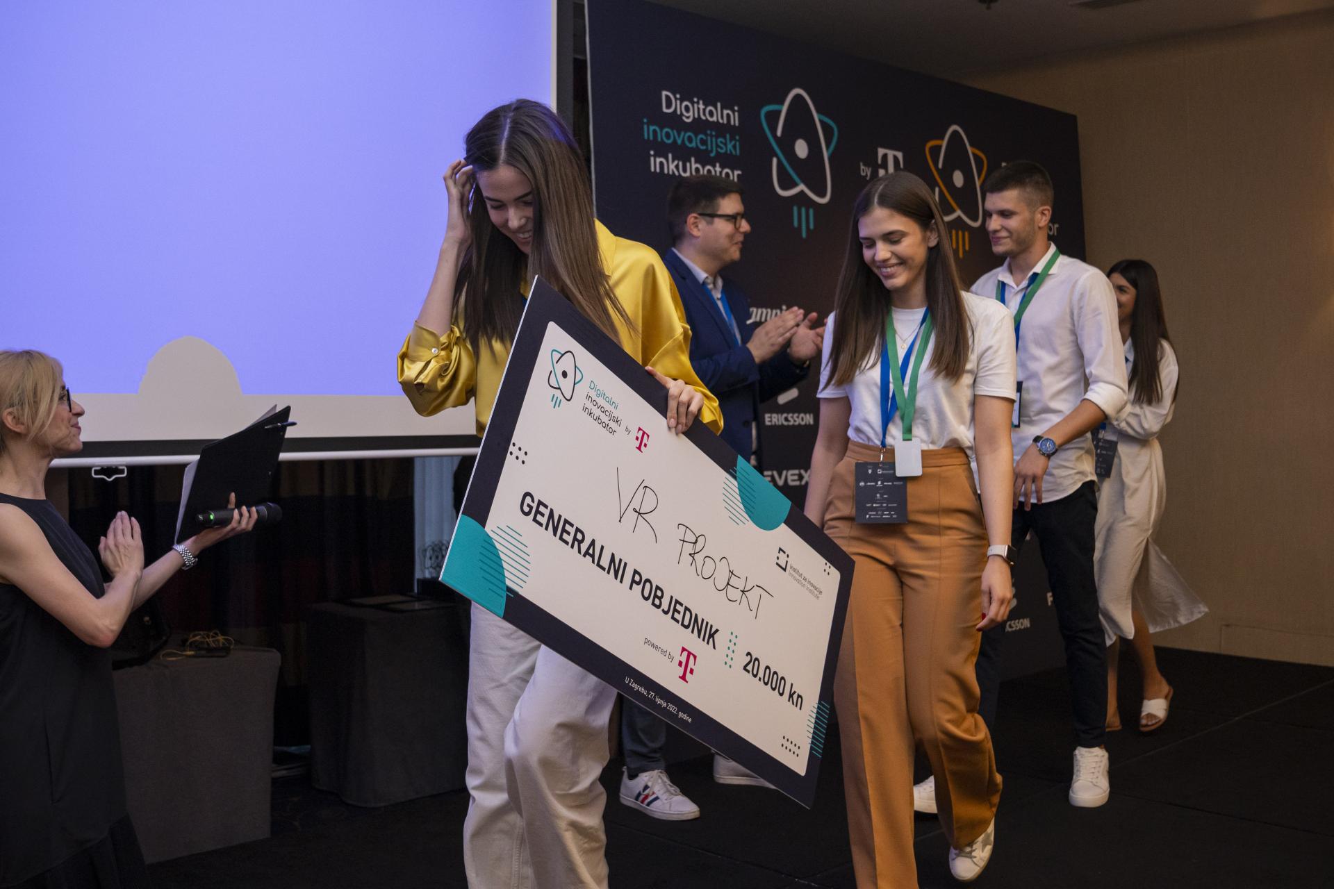 Prošlogodišnji pobjednici Digitalnog inovacijskog inkubatora podijelili iskustva u osvajanju titule najboljih mladih inovatora