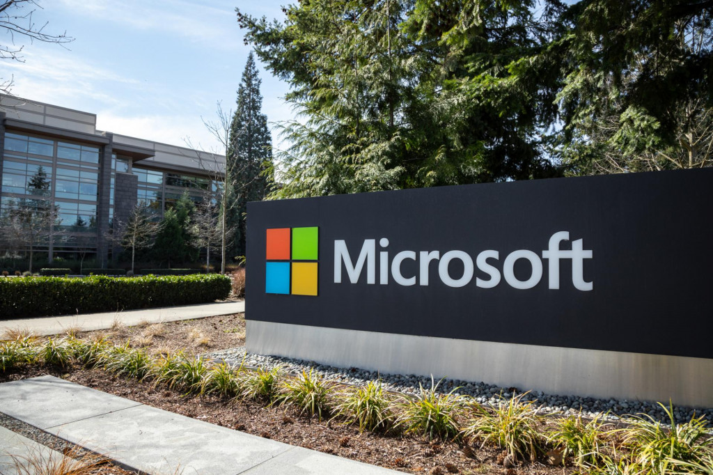 &lt;p&gt;Microsoft logo&lt;/p&gt;