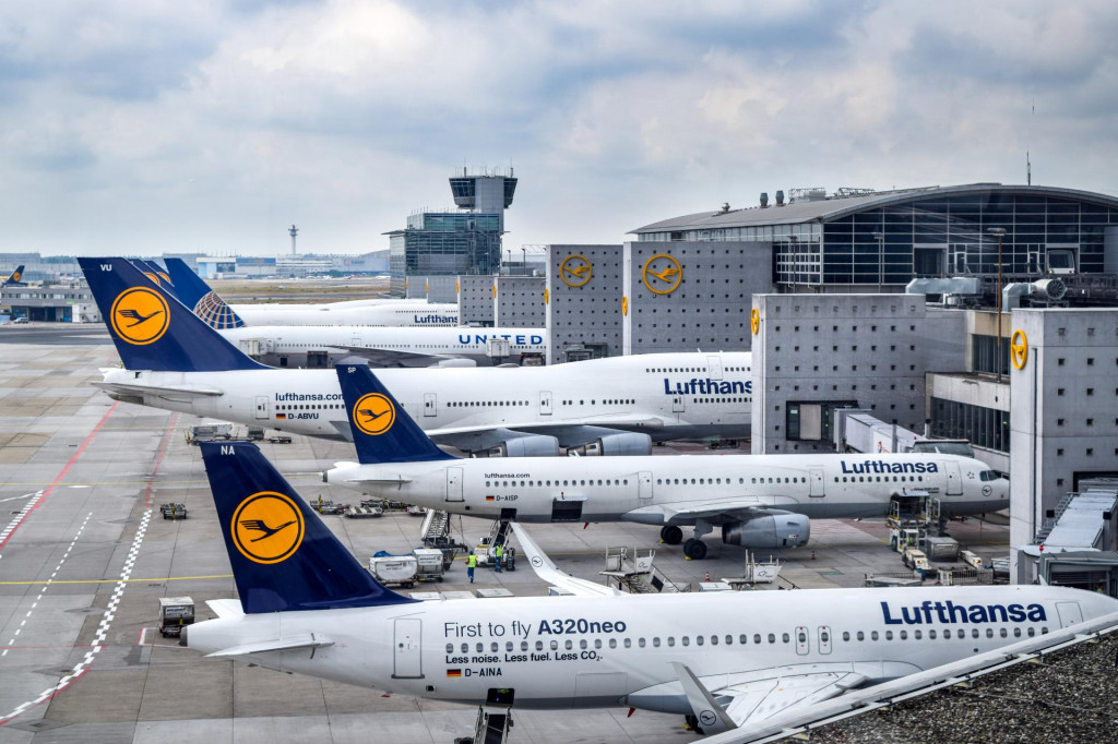 &lt;p&gt;Lufthansa avioni&lt;/p&gt;