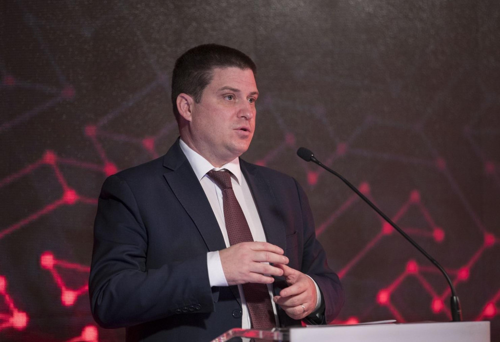 &lt;p&gt;Oleg Butković, ministar mora, prometa i infrastrukture&lt;br&gt;
Otvorenje podatkovnog centra A1 Hrvatska&lt;/p&gt;