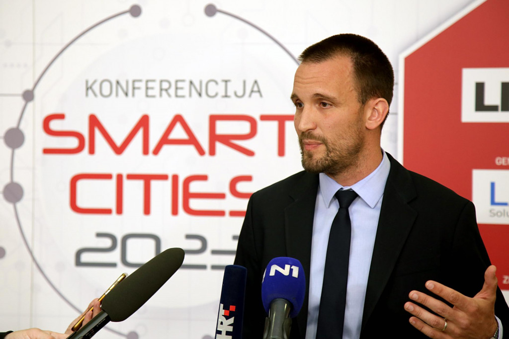 &lt;p&gt;SMART CITIES 2023. Šime Erlić&lt;/p&gt;