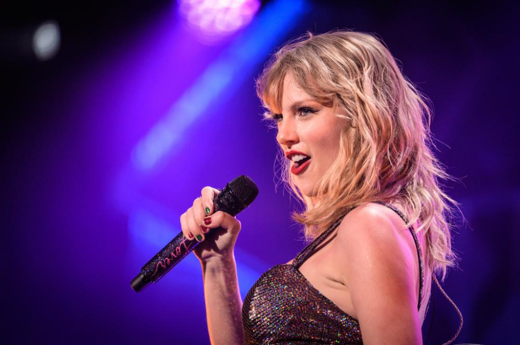 &lt;p&gt;New York, NY, USA - December 13, 2019 Taylor Swift performs at the 2019 Z100 Jingle Ball at Madison Square Garden.&lt;/p&gt;