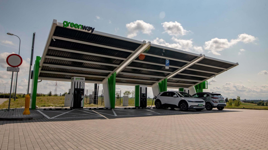 &lt;p&gt;GreenWay planira izgradiit više od 300 ultrabrzih punjača&lt;/p&gt;