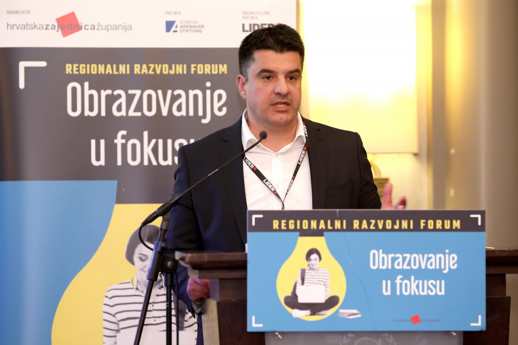 &lt;p&gt;Obrazovanje u fokusu 2024. Tomislav Đonlić&lt;/p&gt;