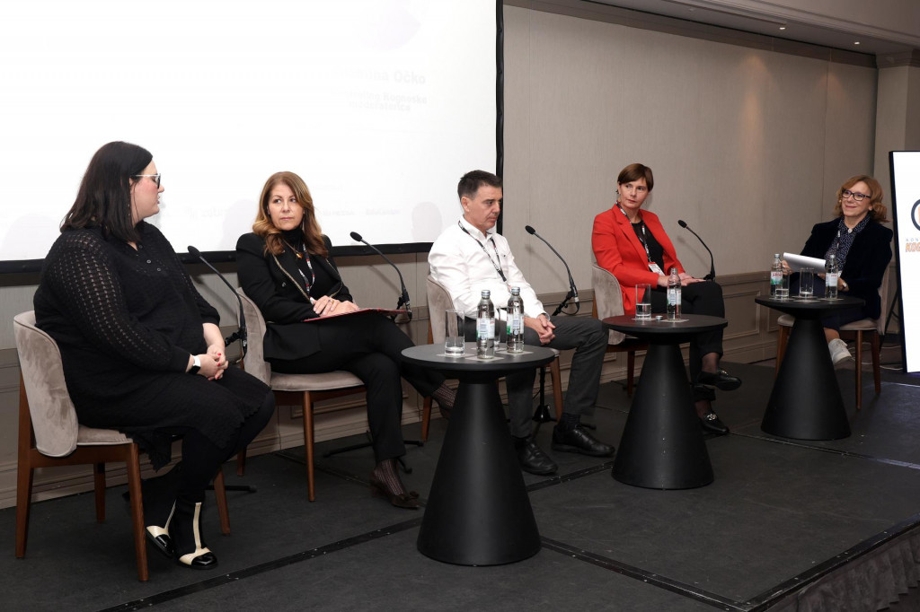 &lt;p&gt;Silvija Novačić, Milena Vušak, Ivan Belić, Snježana M. Lohinger, Jasmina Očko&lt;/p&gt;