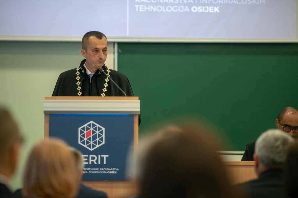 &lt;p&gt;Tomislav Matić, dekan Fakulteta elektrotehnike, računarstva i informacijskih tehnologija Osijek (FERIT)&lt;/p&gt;