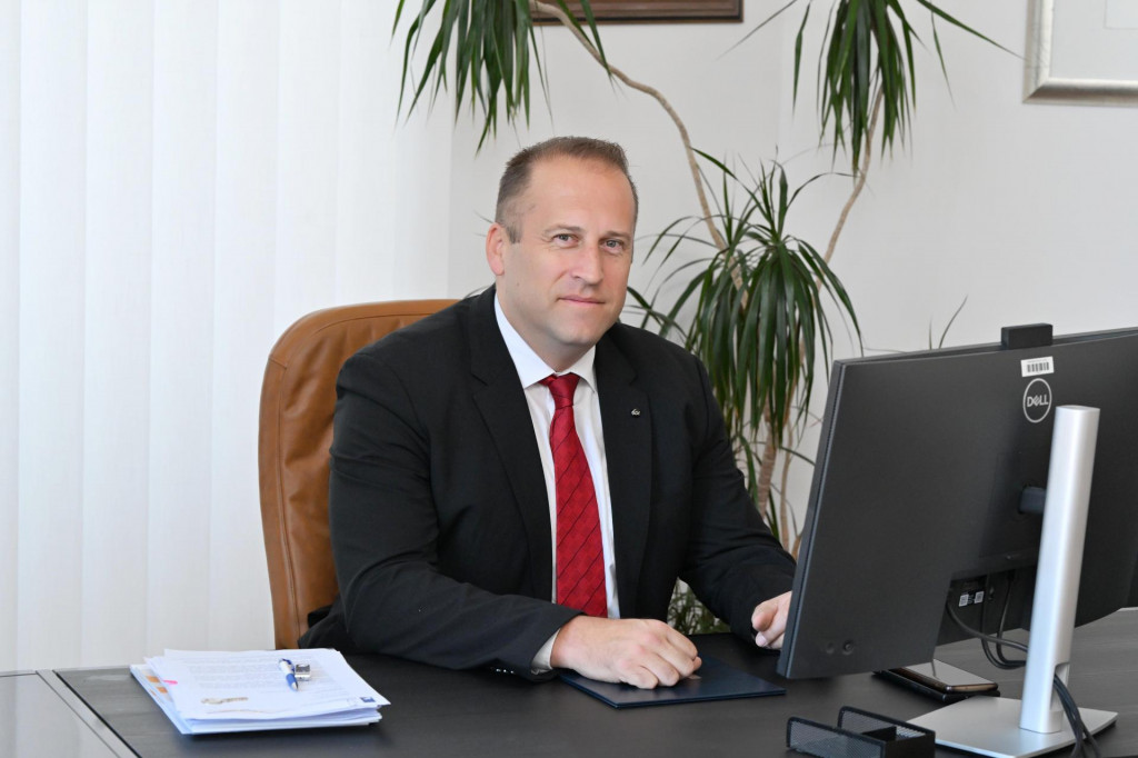 <p>Saša Drezgić, dekan Ekonomskog fakulteta u Rijeci</p>