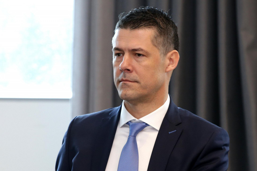 &lt;p&gt;Andrej Kopilaš&lt;/p&gt;