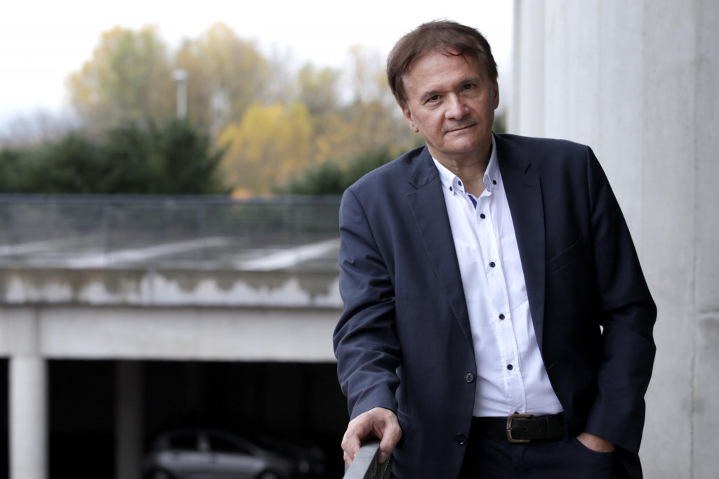 &lt;p&gt;Boris Podobnik&lt;/p&gt;