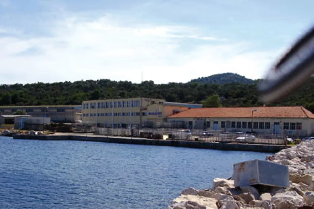 Jadranski pomorski servis spa&scaron;ava Marde&scaron;ić