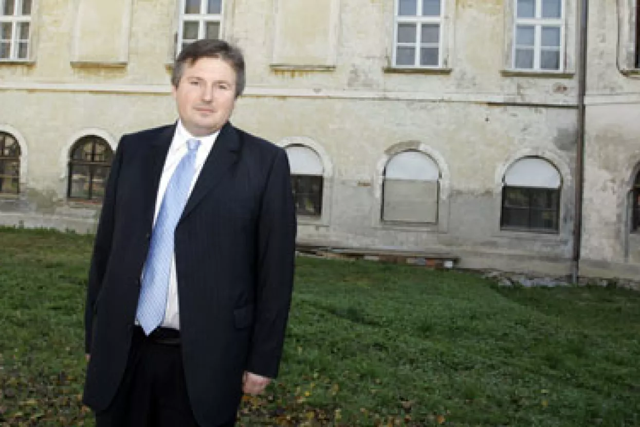 Državni vrh otvorio privatni istraživački institut