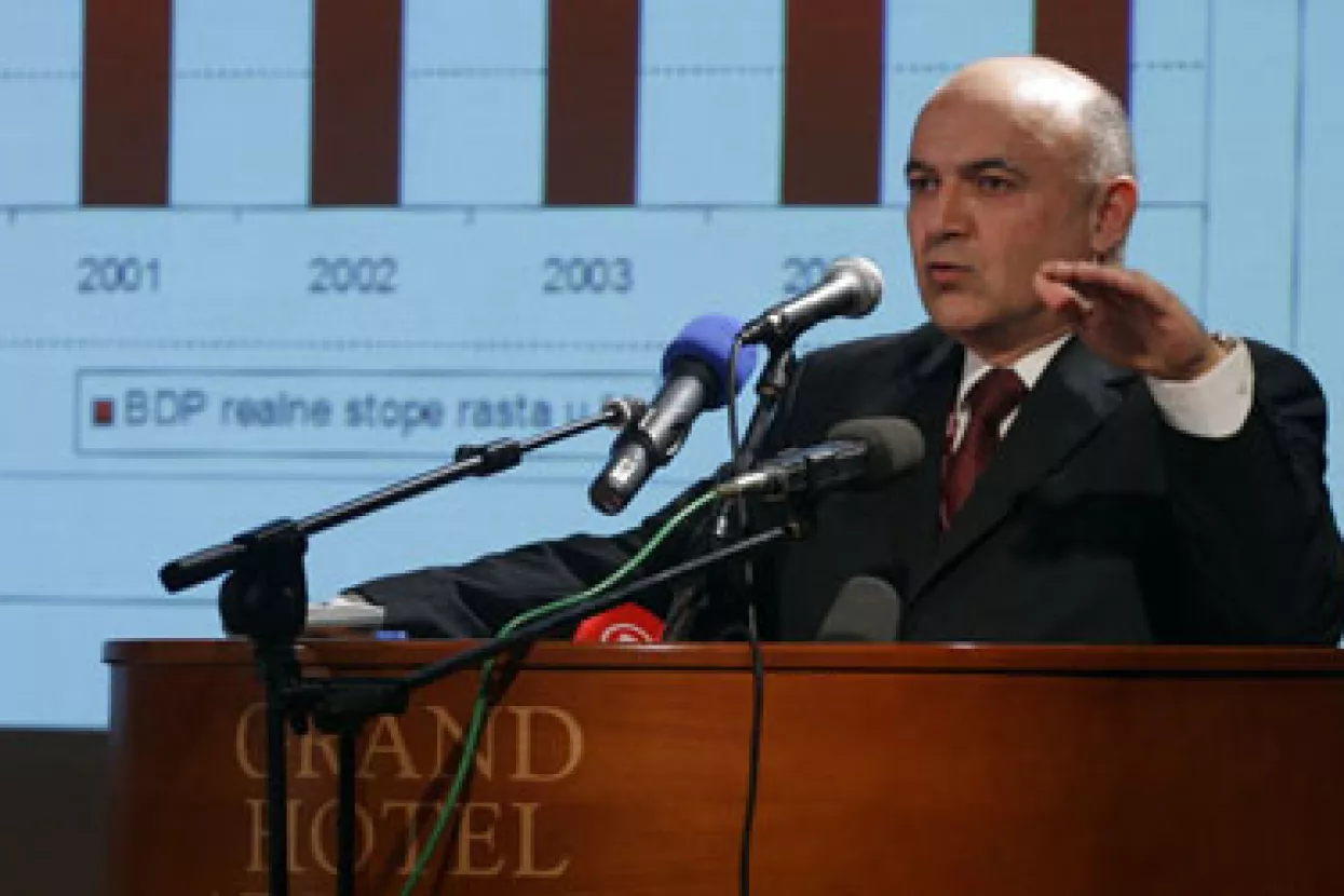 Ljubo Jurčić o&scaron;tro protiv Sanaderove ekonomske politike