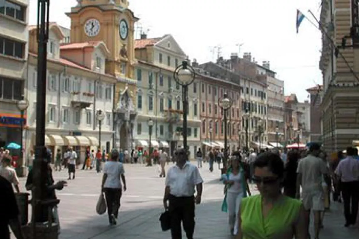 Rijeka promet ? prvo gradsko poduzeće koje izdaje komercijalne zapise