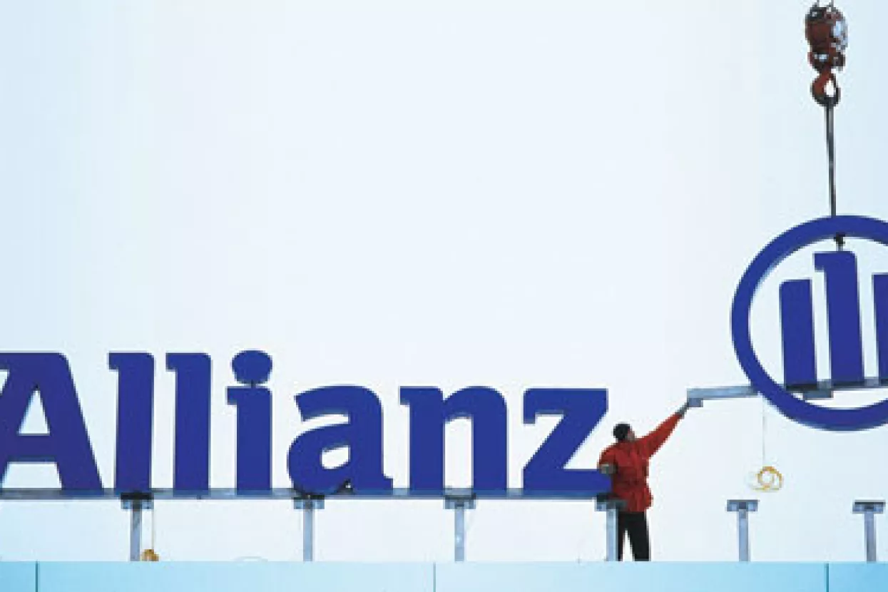 Allianz kupuje ruski Rosno