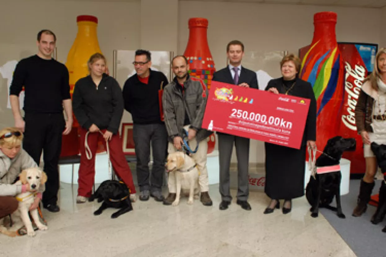 Za pet pasa vodiča 250.000 kuna