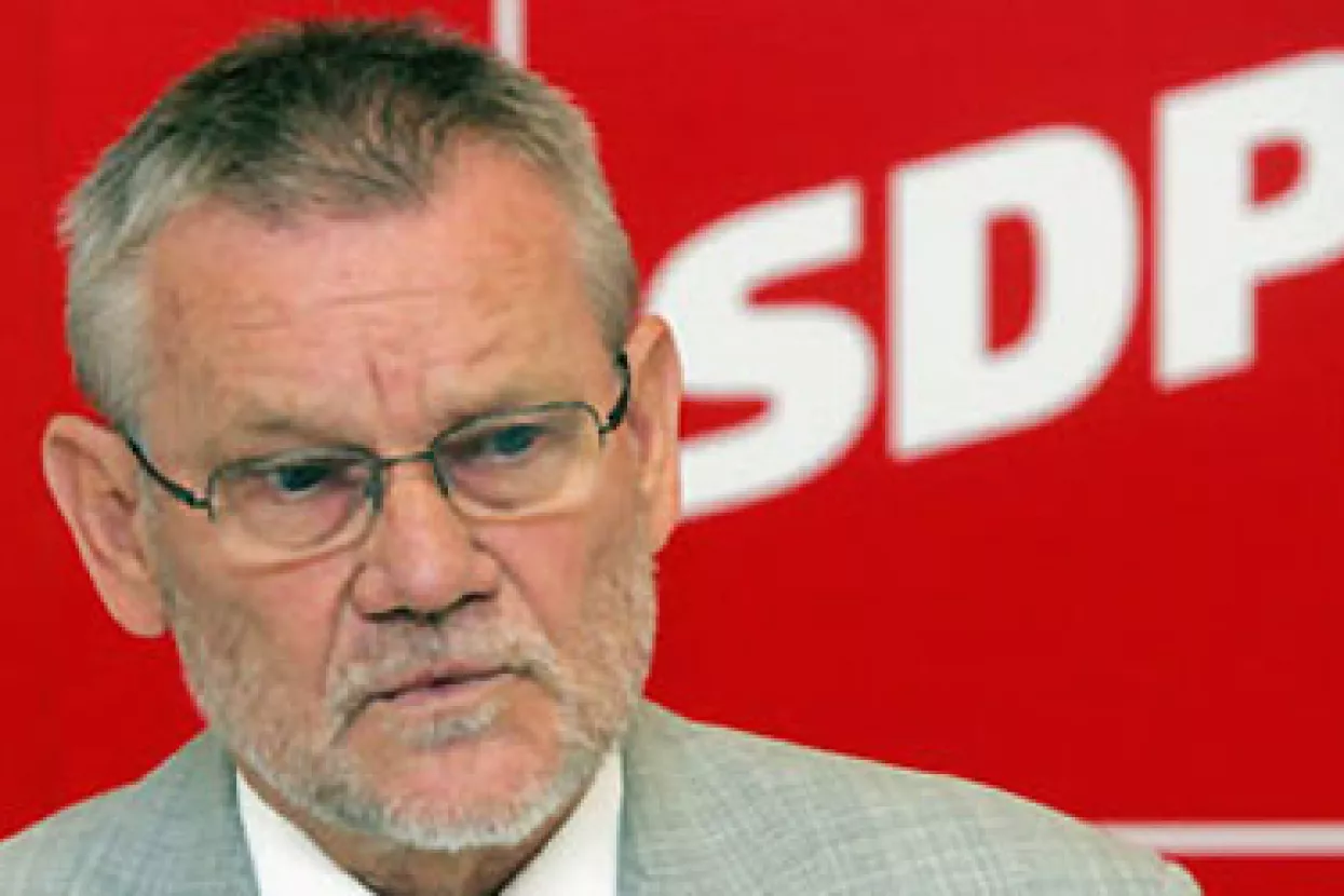 Račan od sinoć ne komunicira s okolinom