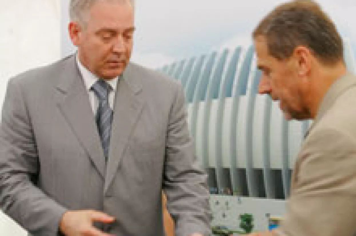 Sanader i Bandić zadovoljni radovima na Areni Zagreb