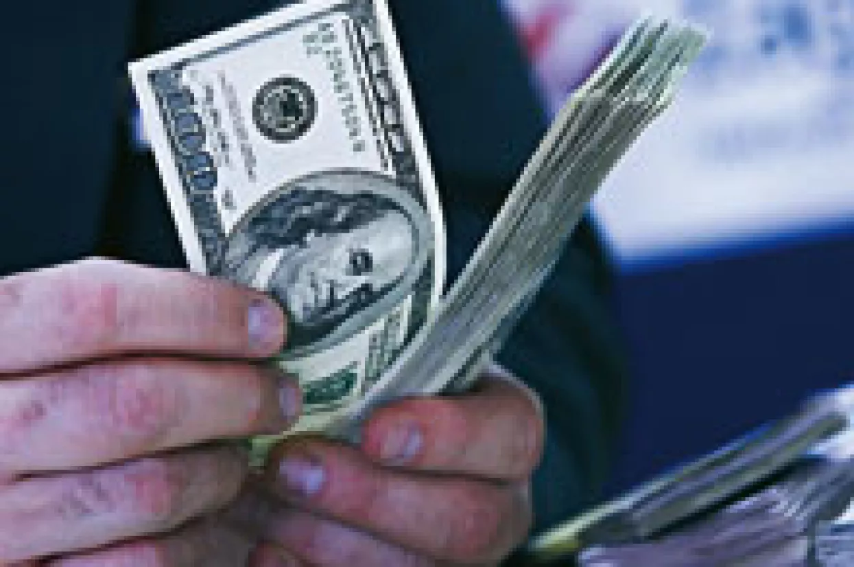 Američka valuta nastavila tonuti