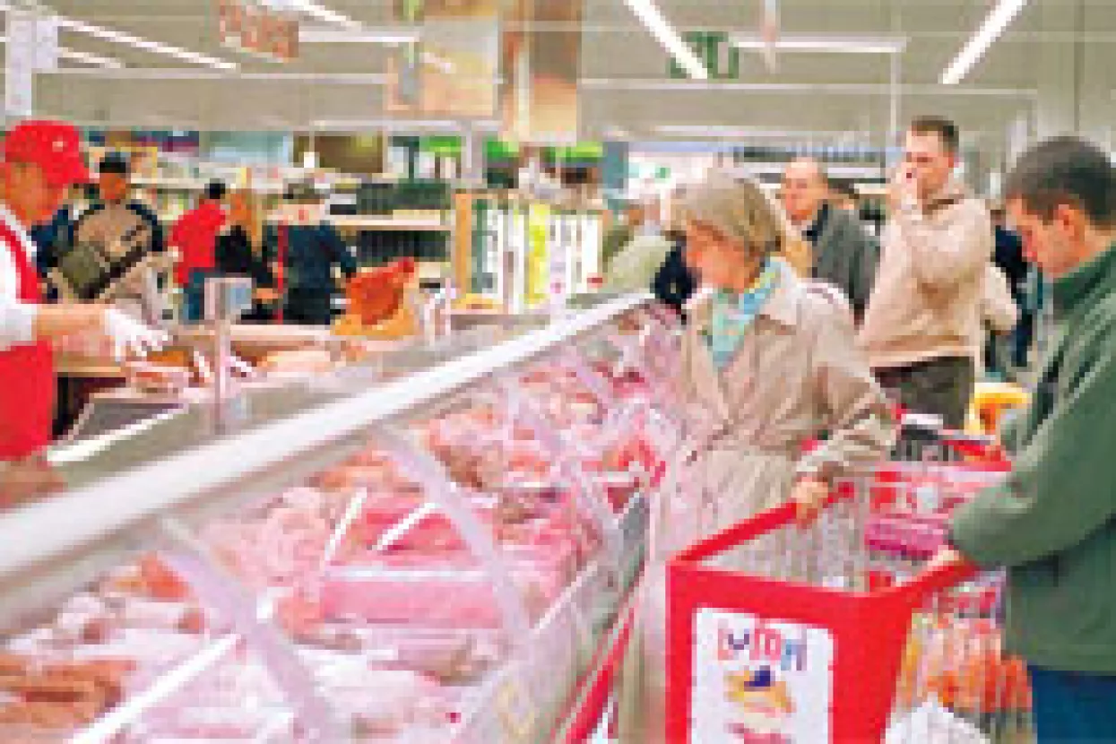 Građani razgrabili jeftino ulje