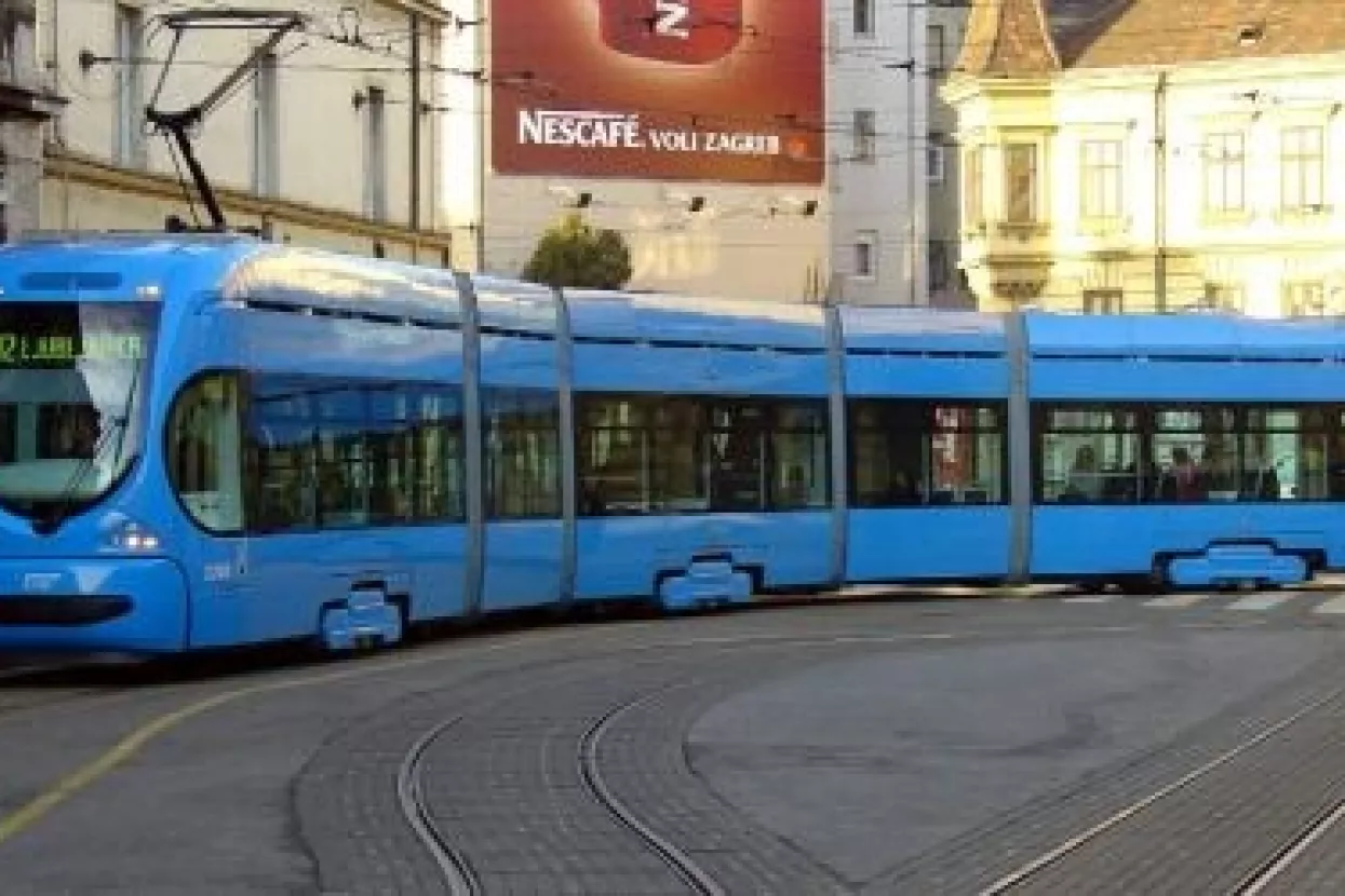 Umjesto sedam, Crotram  Zagrebu isporučio tri niskopodna tramvaja