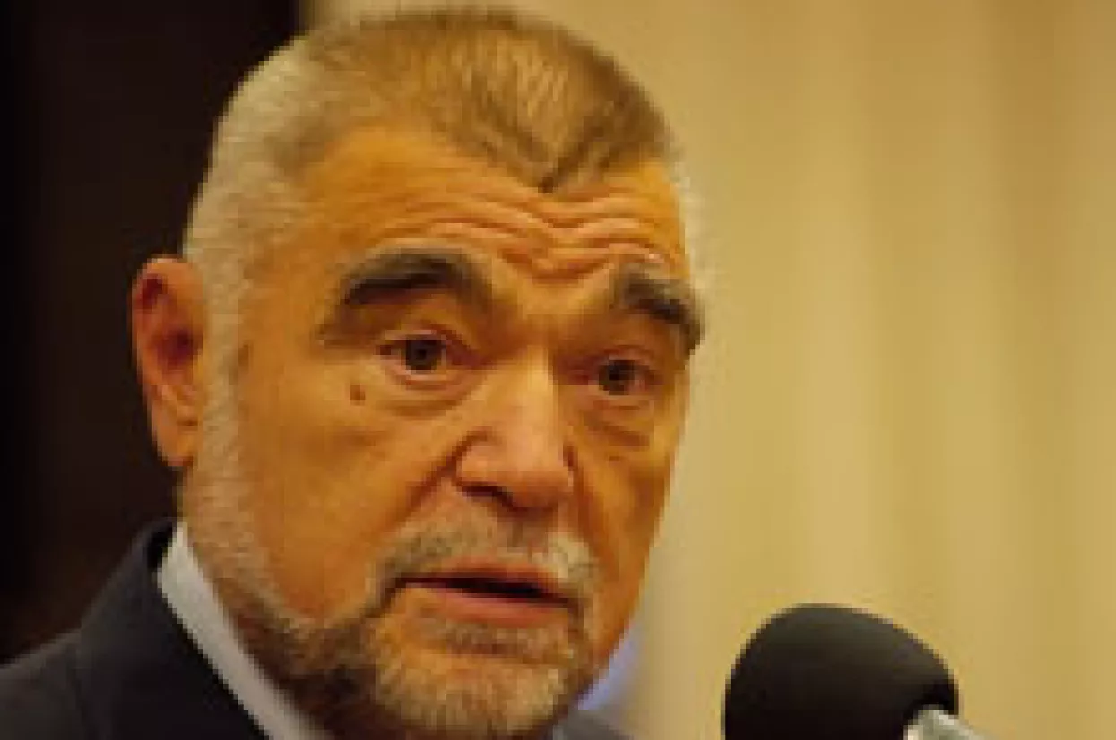 Predsjednik Mesić nezadovoljan komunikacijom izvr&scaron;ne i monetarne vlasti