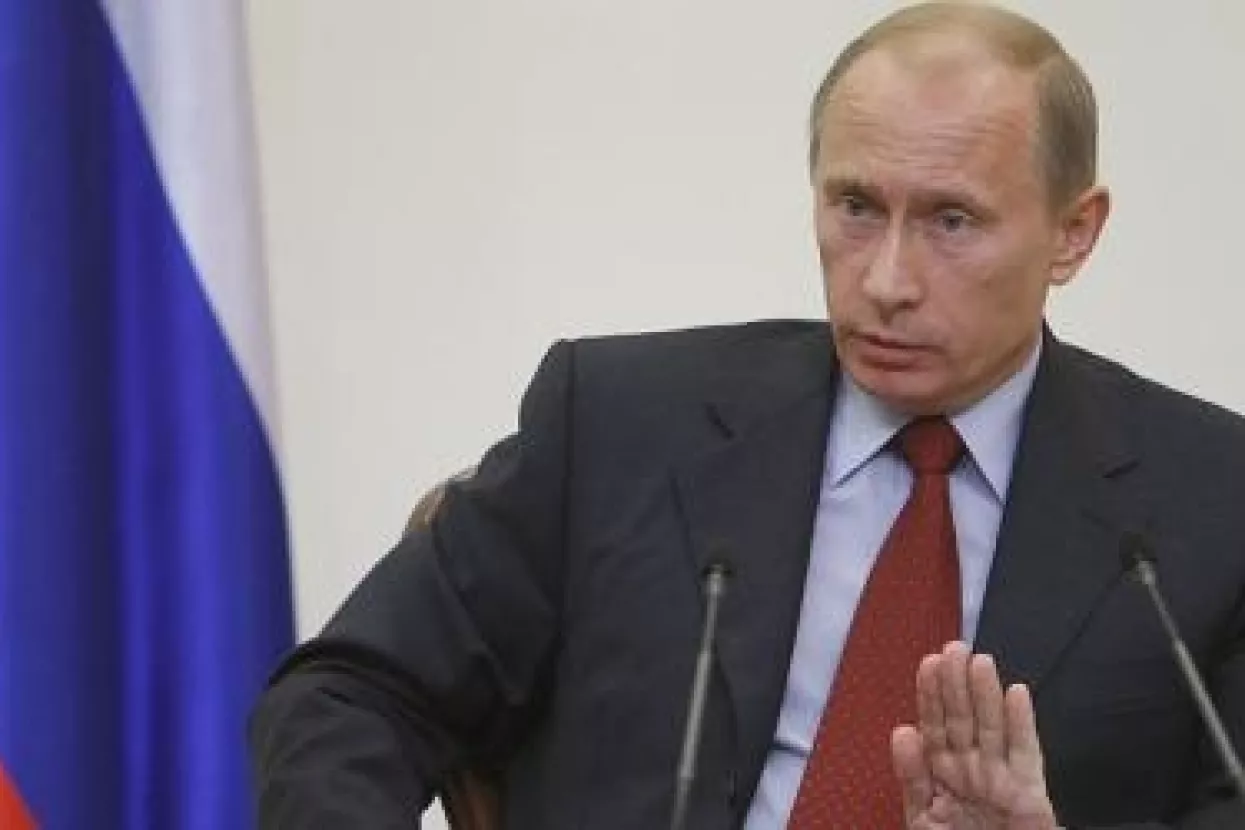 Putin opet optužio Mečelj za utaju poreza