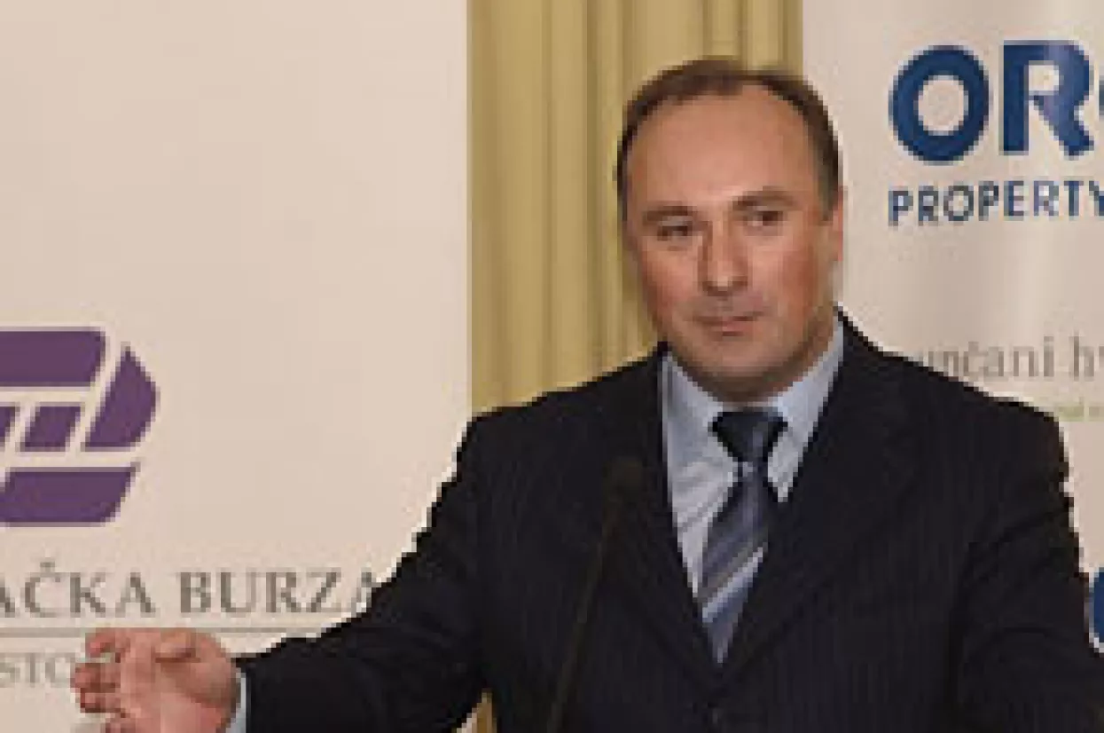Vlada donosi uredbu kojom će omogućiti produženje radnog vremena