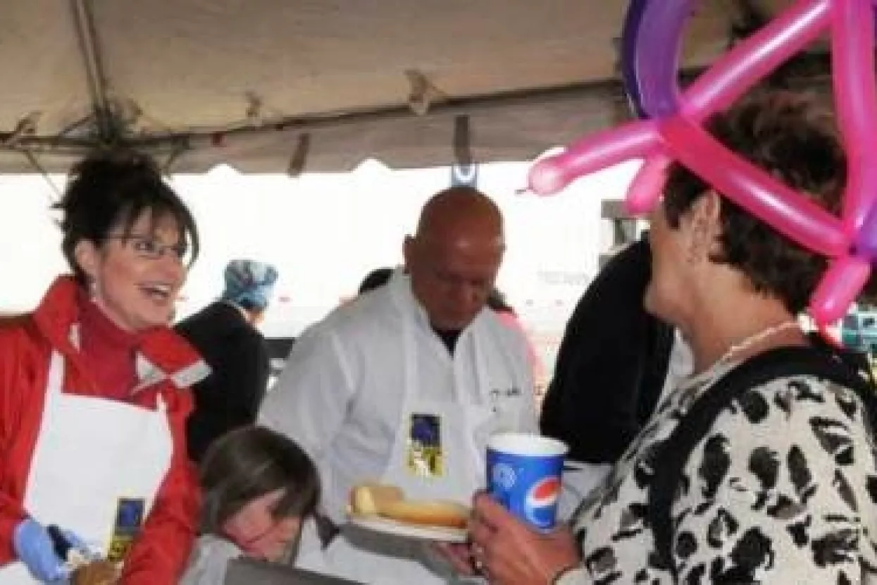 Anketa pokazuje da je Sarah Palin popularnija od Obame i McCaina