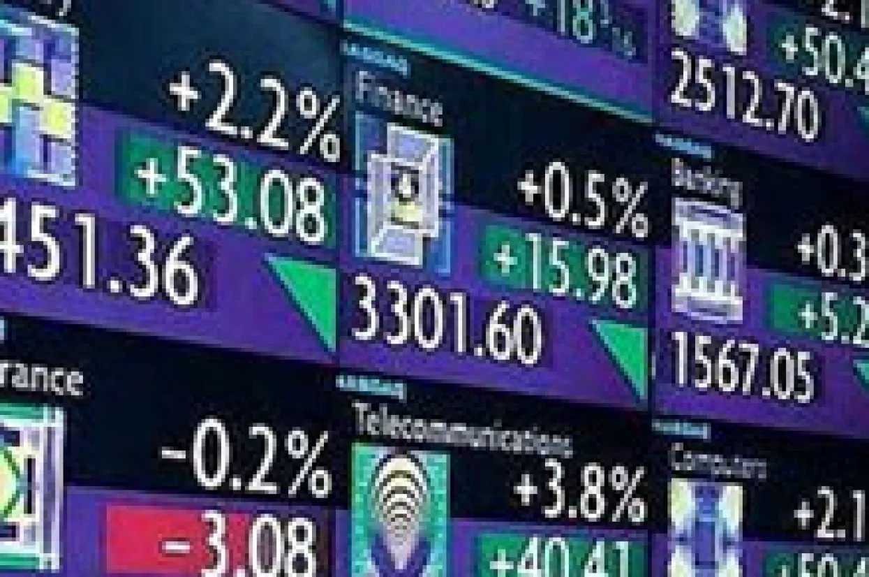 Dow Jones pao ispod 10.000 bodova, prvi put od 2004.