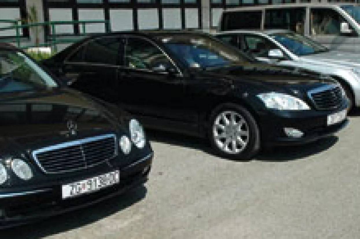 Rast prodaje novih automobila, pad ukupnog trži&scaron;ta