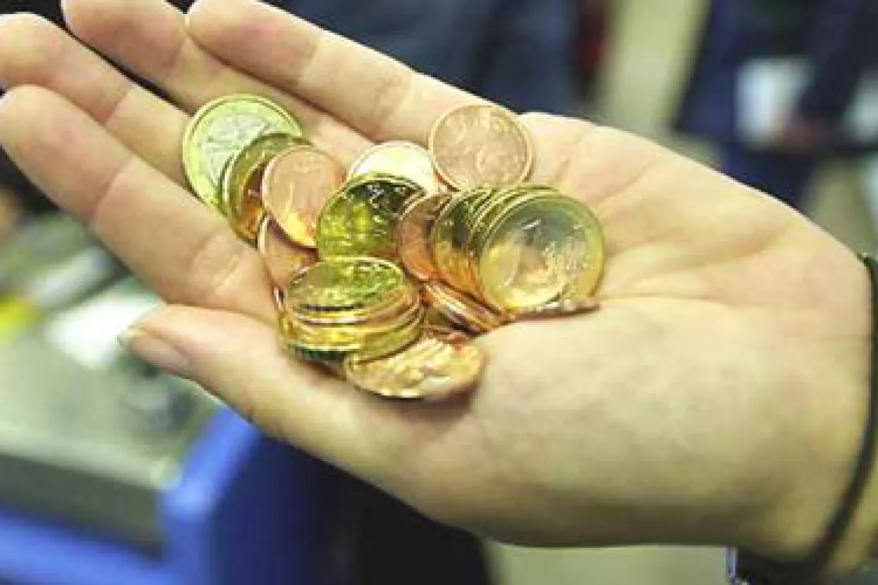 Jačaju dolar, '&scaron;vicarac' i kuna