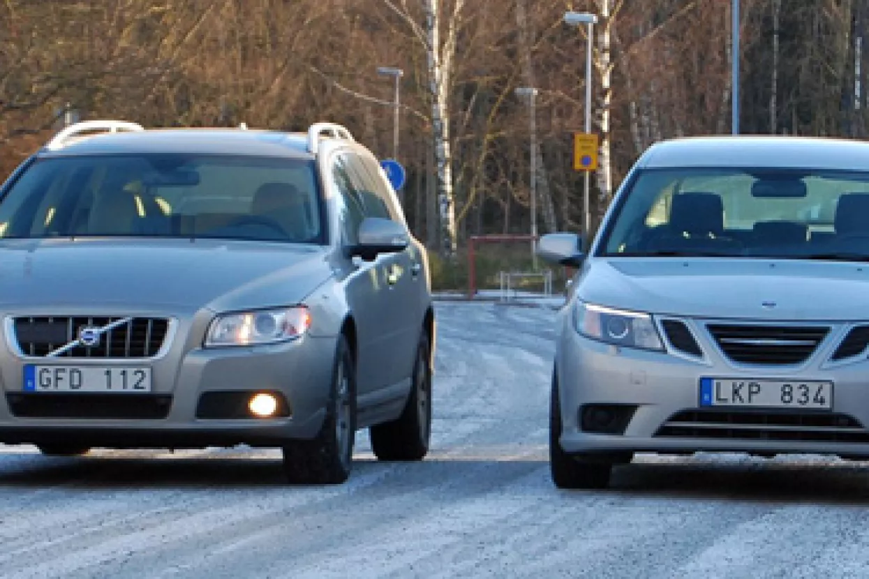&Scaron;vedska spa&scaron;ava Saab i Volvo