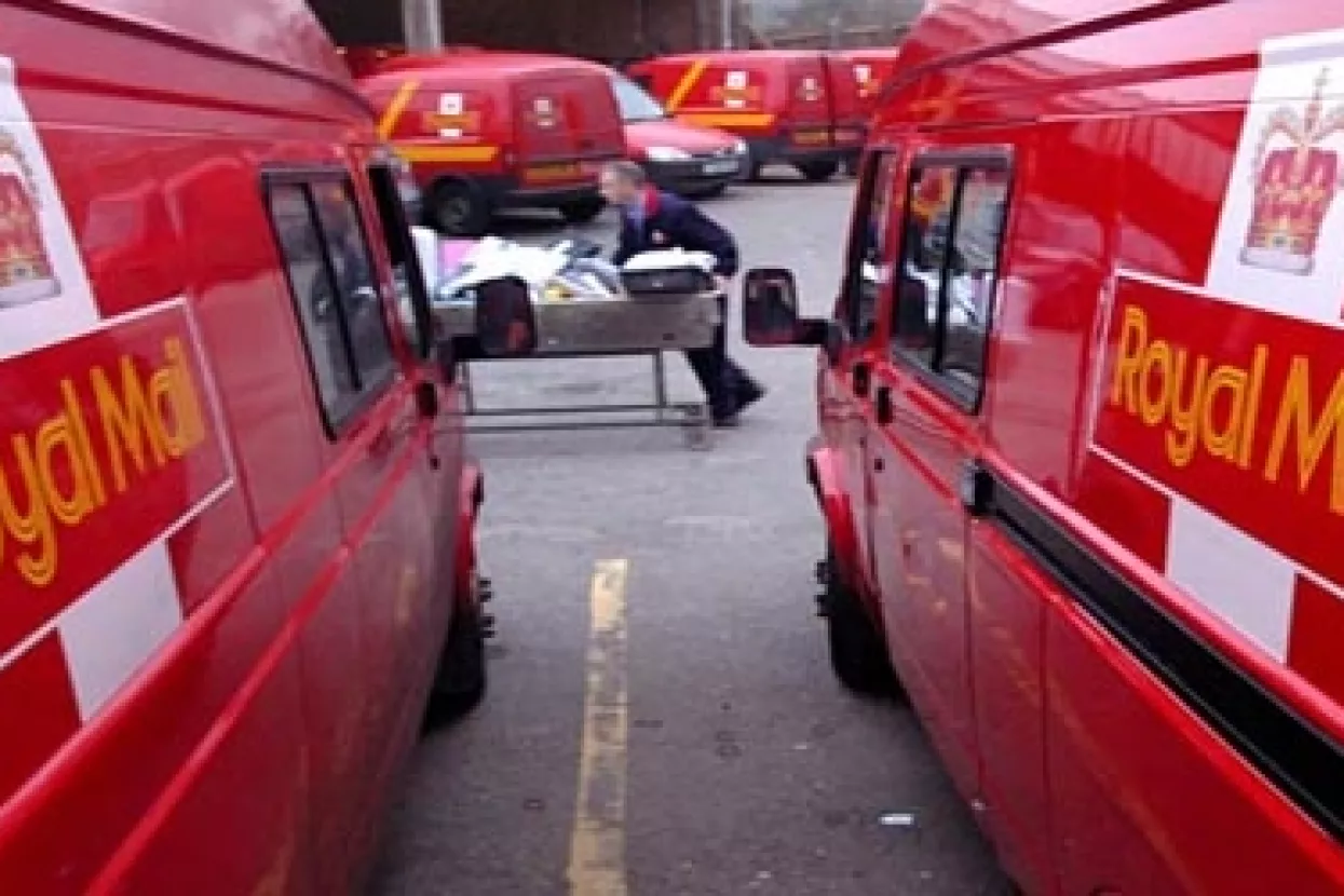 Grupa CVC ponudila 3,2 milijarde dolara za udio u Royal Mail-u