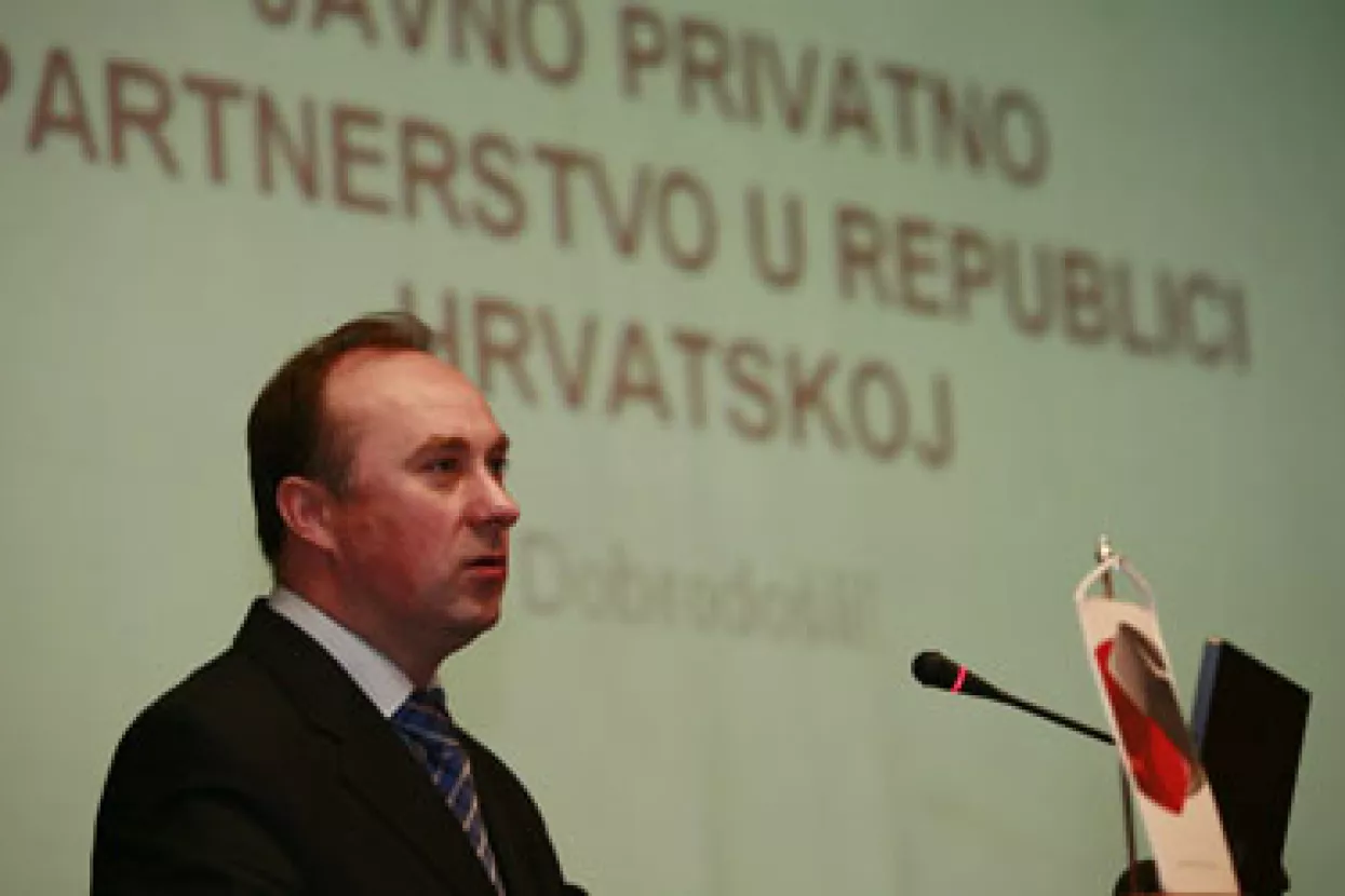 Polančec najavio rje&scaron;avanje likvidnosti HEP-a, HAC-a, HC-a i INA-e