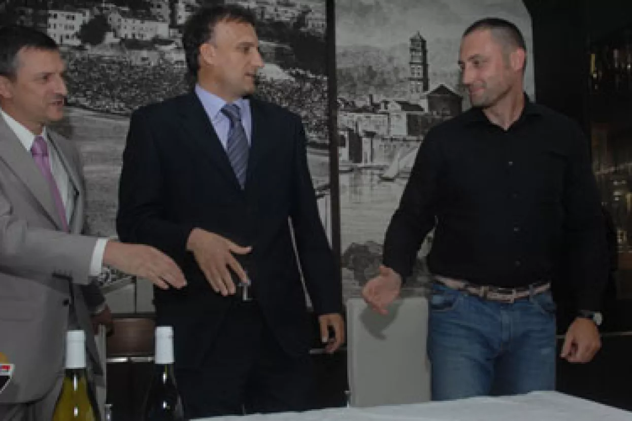 Suradnja vinarije Plančić, Gastro grupe i Hajduka