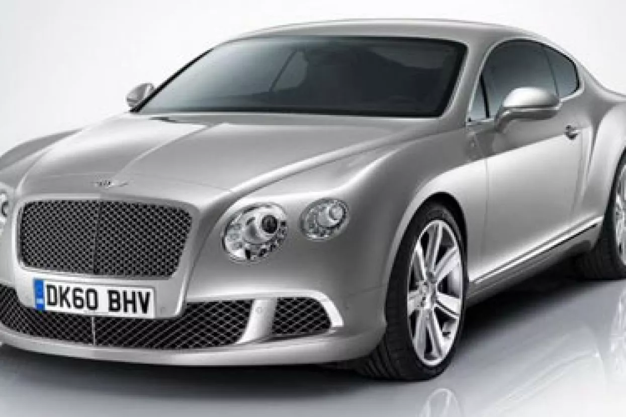 Bentley skinuo veo tajne s Continentala GT
