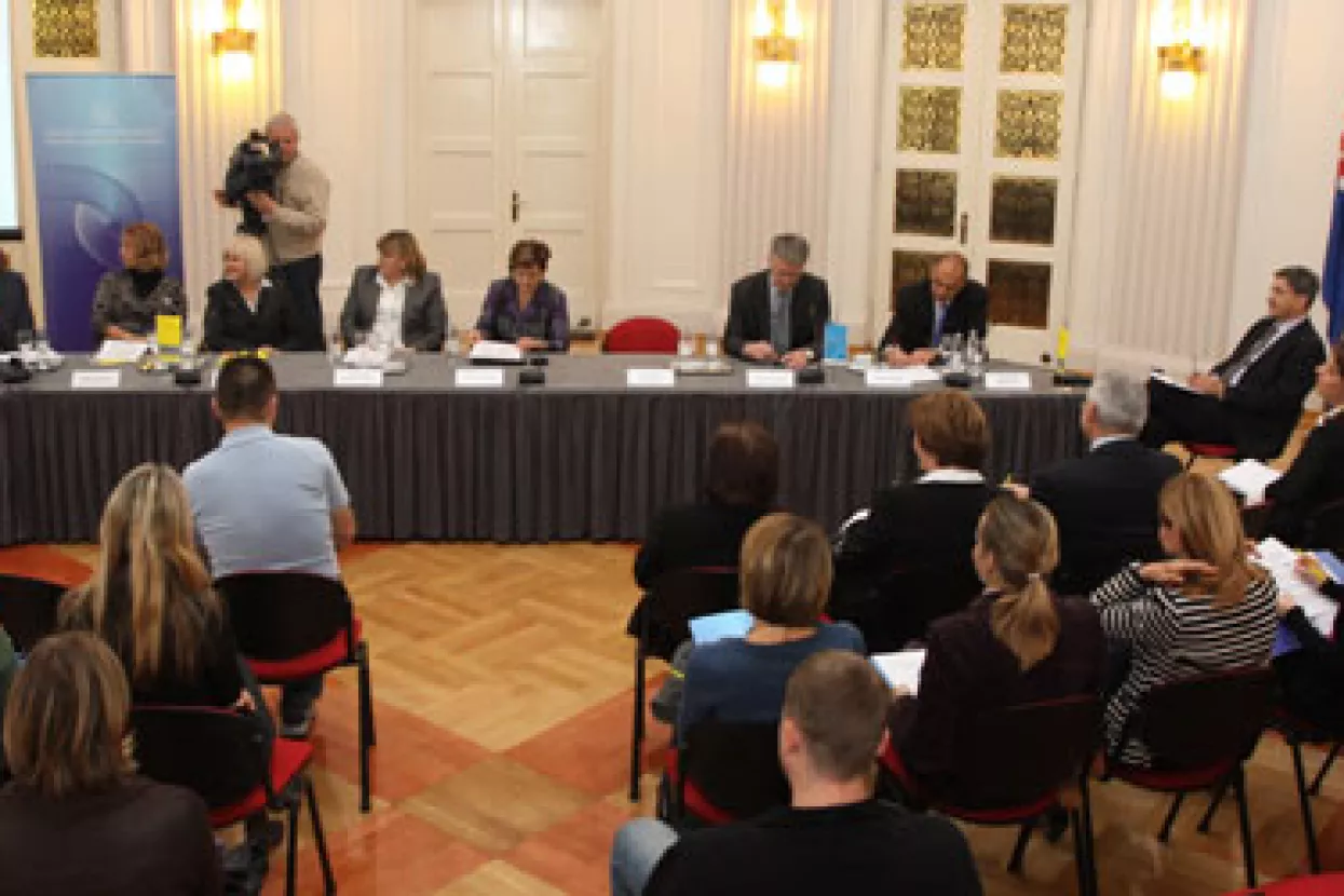 Za bezbrižnu mirovinu građani se moraju pobrinuti sami