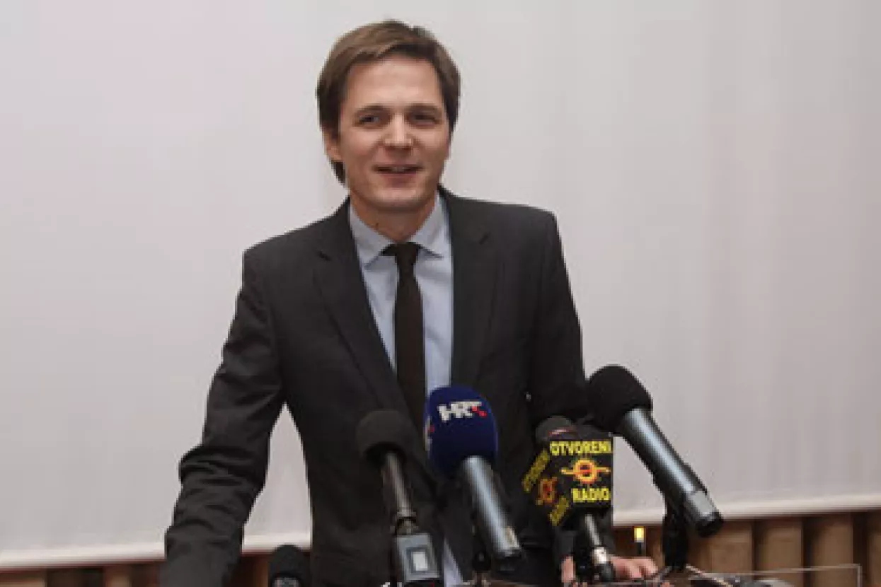 O&scaron;tre packe MOL-a zbog protuponude 'nepoznatih &scaron;pekulanata'