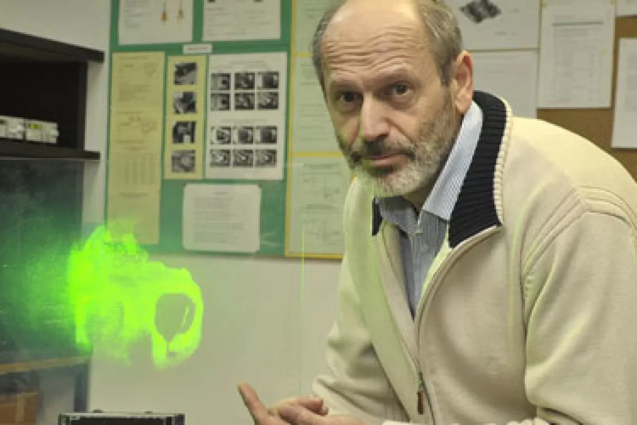 Život s hologramom