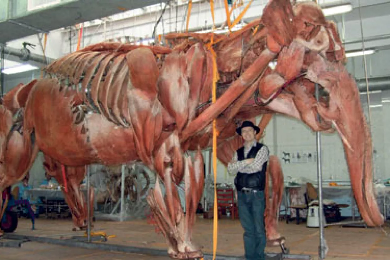 Von Hagens i životinje razotkrio iznutra